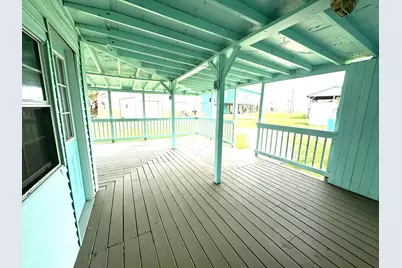 302 2nd Street, Palacios, TX 77465 - Photo 33