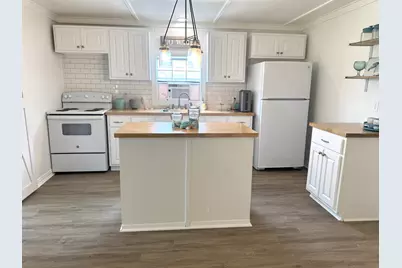 302 2nd Street, Palacios, TX 77465 - Photo 17