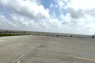 302 2nd St, Palacios, TX 77465 - Photo 43