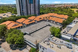 3231 Allen Pkwy, Houston, TX 77019 - Photo 1