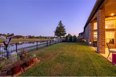 825 Galloway Mist Lane, Friendswood, TX 77546 - Photo 9