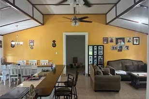 1904 Dodge Ln, Wallis, TX 77485 - Photo 7