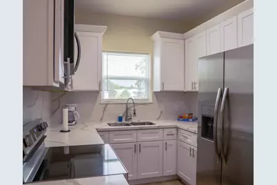 6743 Madrid St Street #B, Houston, TX 77021 - Photo 5