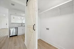 2272 Pierce St, Beaumont, TX 77703 - Photo 9