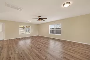 1308 Winding Willow Dr, Pinehurst, TX 77362 - Photo 5
