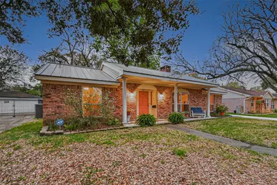 5911 Warm Springs Road, Houston, TX 77035 - Photo 37