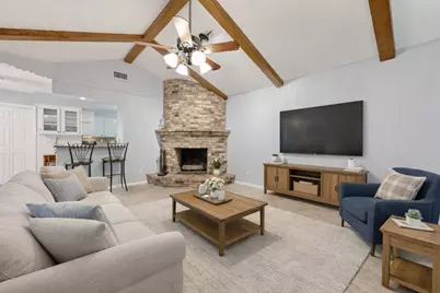 5911 Warm Springs Road, Houston, TX 77035 - Photo 5