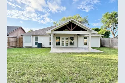 10940 Collingswood Drive, La Porte, TX 77571 - Photo 19