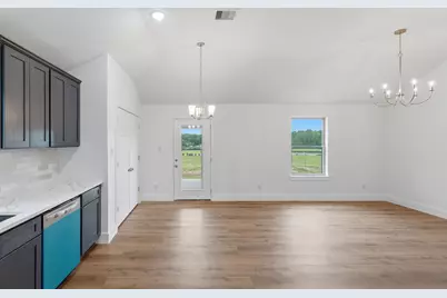 13146 Lake Conroe Bay Road, Willis, TX 77318 - Photo 15