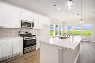 2102 Twin Lakes Boulevard, West Columbia, TX 77486 - Photo 7