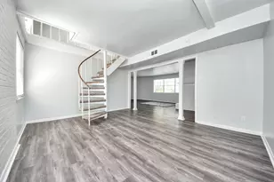 2711 Briarhurst Dr, Houston, TX 77057 - Photo 31