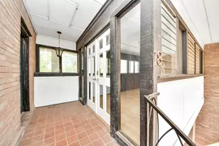 2711 Briarhurst Dr, Houston, TX 77057 - Photo 3