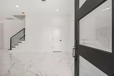 5110 Westover Street, Houston, TX 77033 - Photo 7