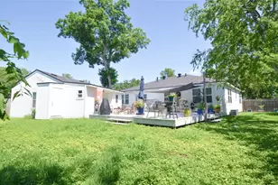 219 W 30th St, Houston, TX 77018 - Photo 25