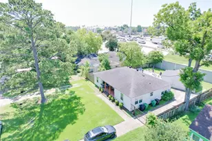 219 W 30th St, Houston, TX 77018 - Photo 31