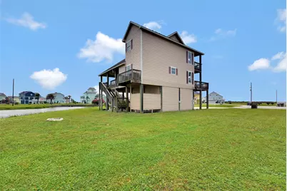 708 Kyndall Corner, Port Bolivar, TX 77650 - Photo 9