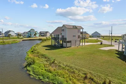 708 Kyndall Corner, Port Bolivar, TX 77650 - Photo 39