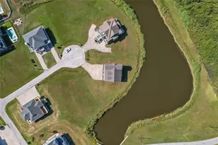 708 Kyndall Cor, Port Bolivar, TX 77650 - Photo 37