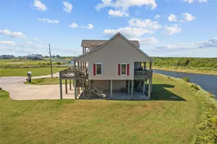 708 Kyndall Cor, Port Bolivar, TX 77650 - Photo 43