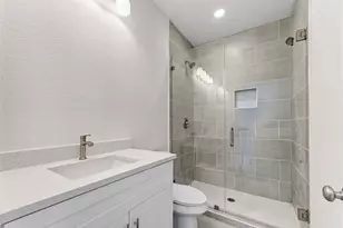 8628 Scott St, Houston, TX 77051 - Photo 23