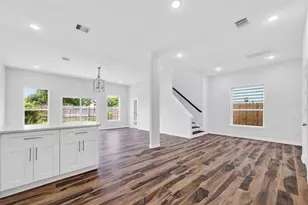 8628 Scott St, Houston, TX 77051 - Photo 13
