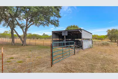 233 Ranch Road, Yoakum, TX 77995 - Photo 31