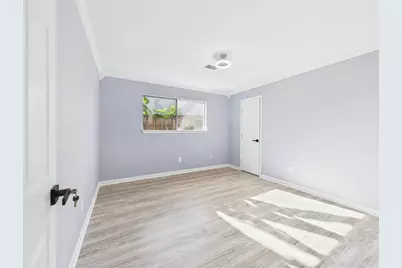 10915 Sagedowne Lane, Houston, TX 77089 - Photo 19