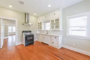 931 Teetshorn St, Houston, TX 77009 - Photo 17
