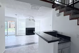 10106 Pear Limb Dr, Houston, TX 77099 - Photo 11