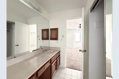 10106 Pear Limb Drive, Houston, TX 77099 - Photo 19