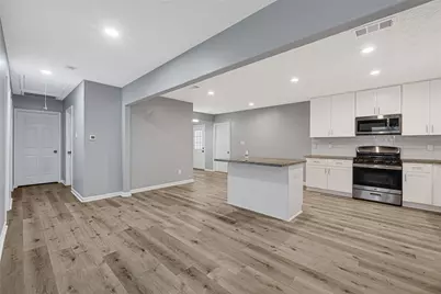 2131 Counter Point Drive, Houston, TX 77055 - Photo 9