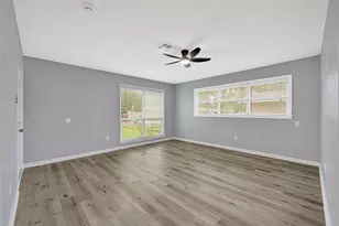 2131 Counter Point Dr, Houston, TX 77055 - Photo 7