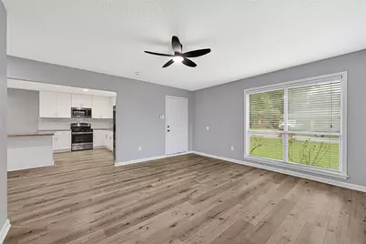 2131 Counter Point Drive, Houston, TX 77055 - Photo 11