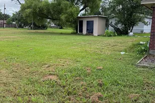 151 Country Oaks St, Brazoria, TX 77422 - Photo 17