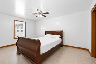 5813 Russell Ln, Baytown, TX 77521 - Photo 9