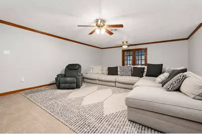5813 Russell Lane, Baytown, TX 77521 - Photo 5