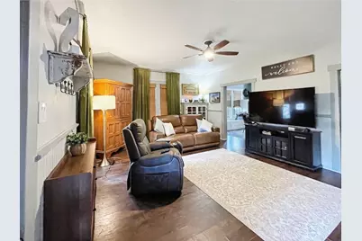 106 W Bobkat, Moulton, TX 77975 - Photo 5