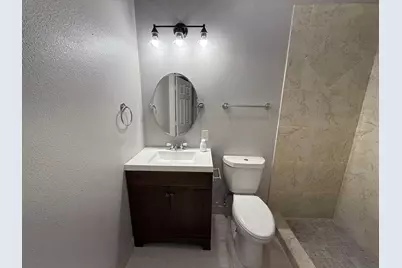 825 Mossey Drive, La Porte, TX 77571 - Photo 15