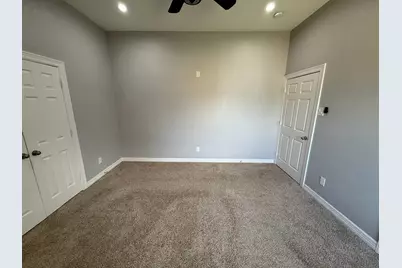 825 Mossey Drive, La Porte, TX 77571 - Photo 19