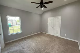 825 Mossey Dr, La Porte, TX 77571 - Photo 17