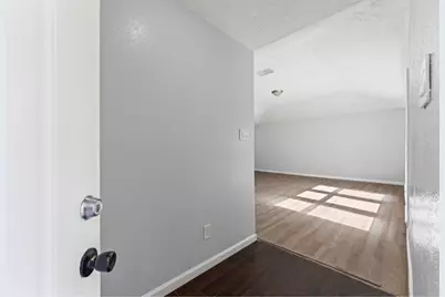 2808 Pinewood Drive, League City, TX 77573 - Photo 3