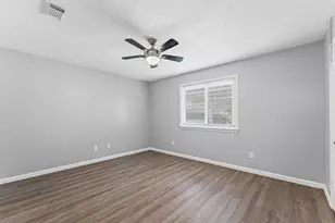 2808 Pinewood Dr, League City, TX 77573 - Photo 19