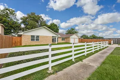405 N Fulton Street, Texas City, TX 77591 - Photo 7