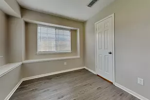 2203 Pincher Creek Dr, Spring, TX 77386 - Photo 5