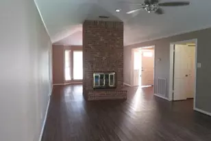 803 Briarmeadow Ave, Friendswood, TX 77546 - Photo 13