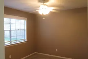 803 Briarmeadow Ave, Friendswood, TX 77546 - Photo 19