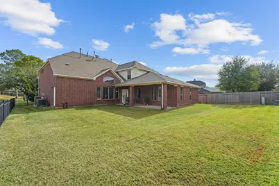 15702 Bellforest Court, Houston, TX 77044 - Photo 35