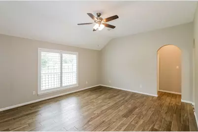 12103 Lakewood Villa Drive, Tomball, TX 77377 - Photo 3