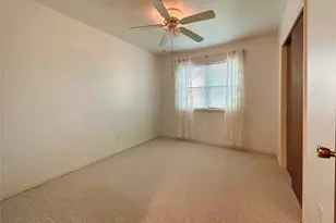 1016 Grove St, Angleton, TX 77515 - Photo 13