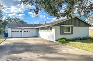 1016 Grove St, Angleton, TX 77515 - Photo 1